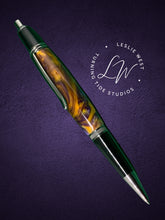 Load image into Gallery viewer, Luxury Click Pen - Eye of the Tiger
