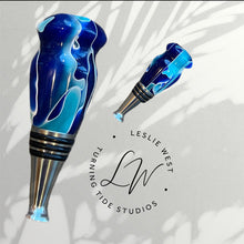 Load image into Gallery viewer, Bottle Stopper -Blue Wave
